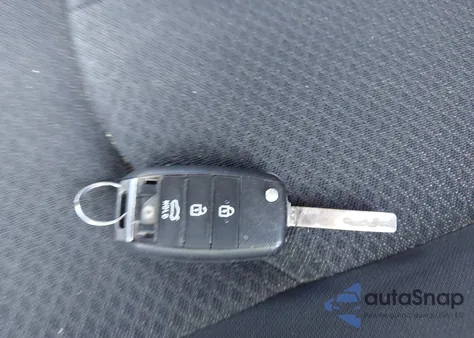 2018 Kia Optima Lx from USA, damaged, VIN 5XXGT4L35JG250708